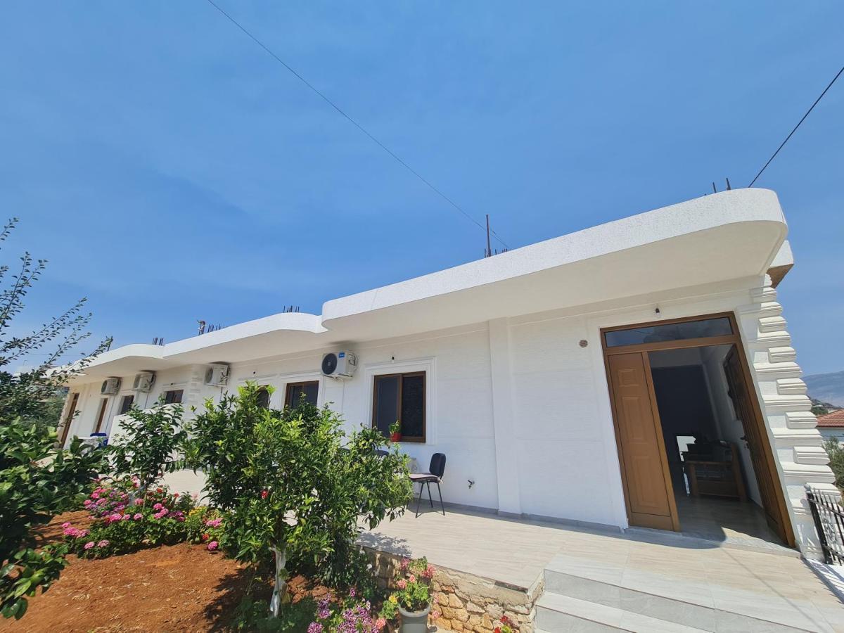 Glow Two Bedroom Apartment Ksamil Exterior foto